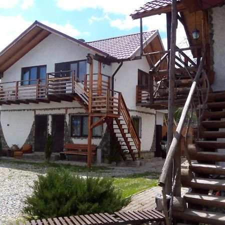 Апартаменти "У Кузьмича" 2 Mîkulîciîn Exterior foto