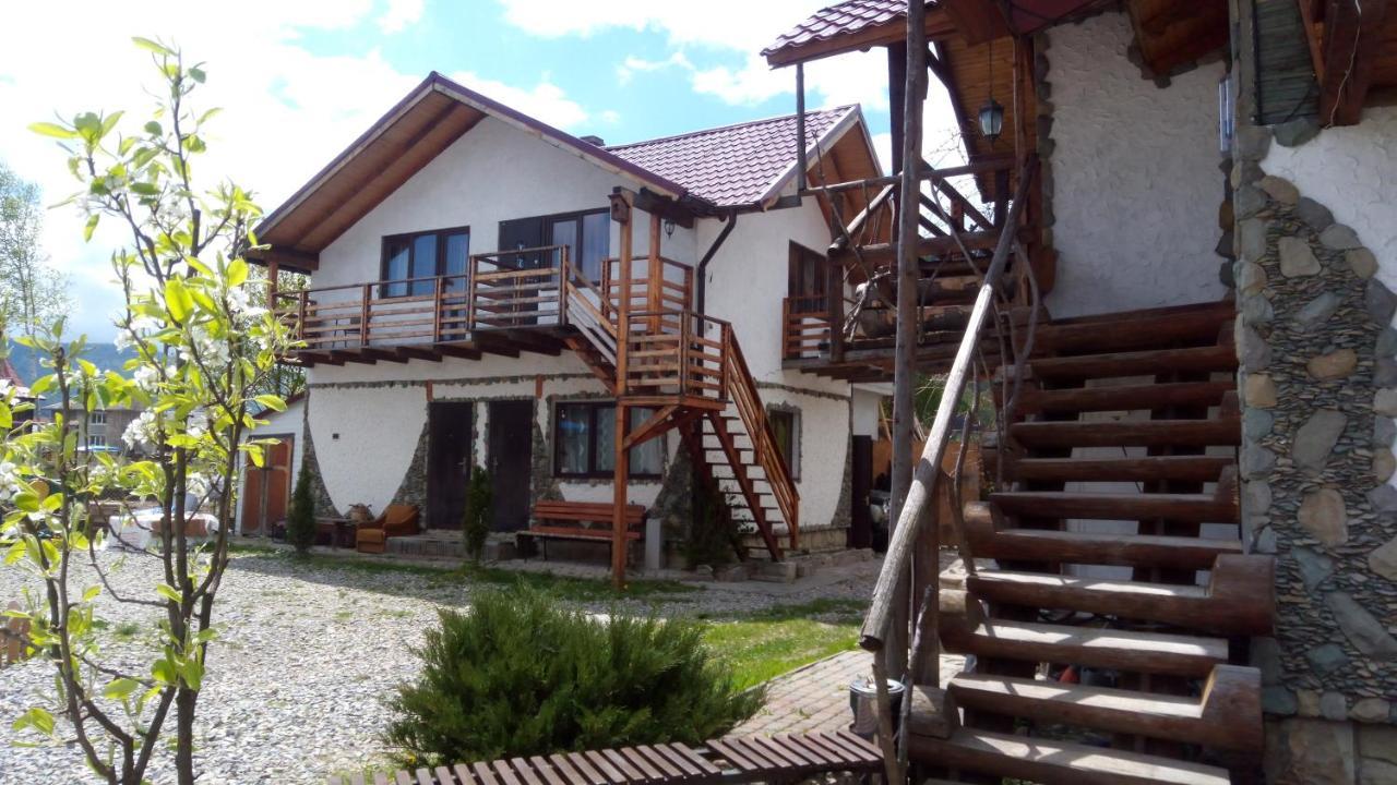 Апартаменти "У Кузьмича" 2 Mîkulîciîn Exterior foto