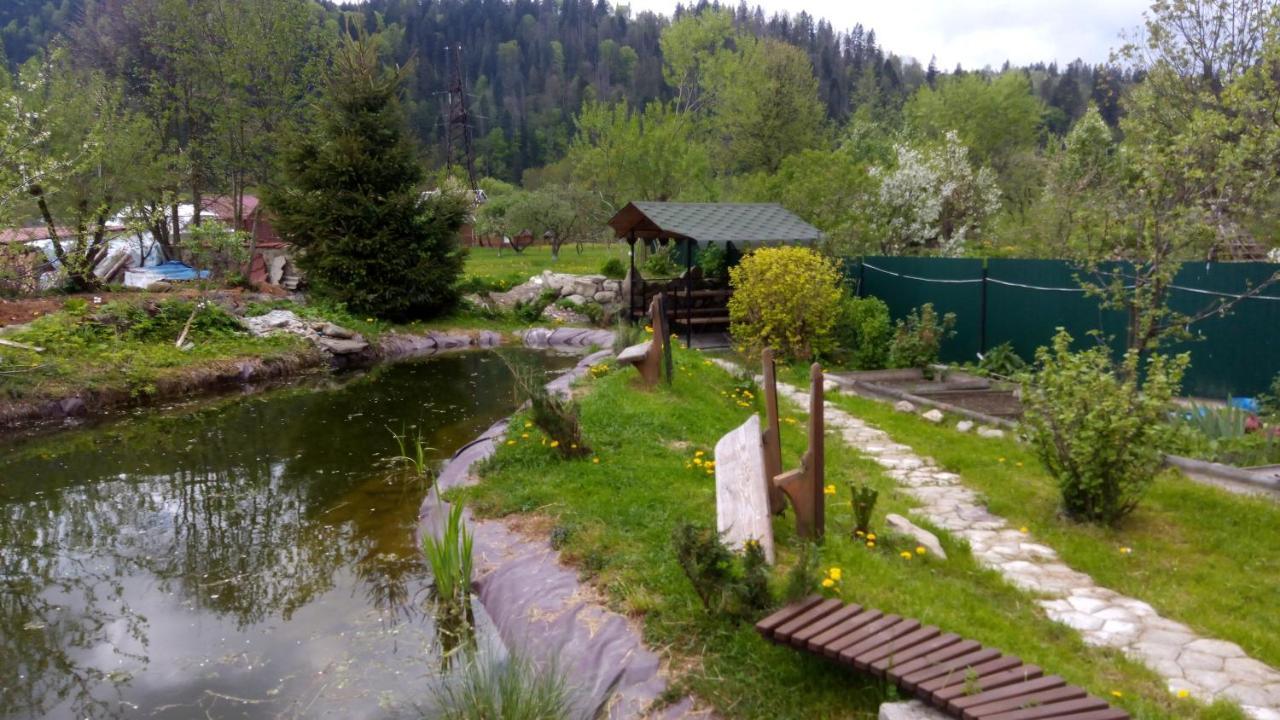 Апартаменти "У Кузьмича" 2 Mîkulîciîn Exterior foto