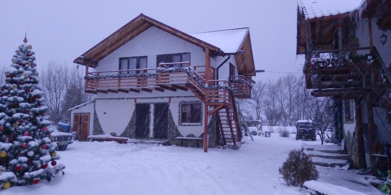 Апартаменти "У Кузьмича" 2 Mîkulîciîn Exterior foto
